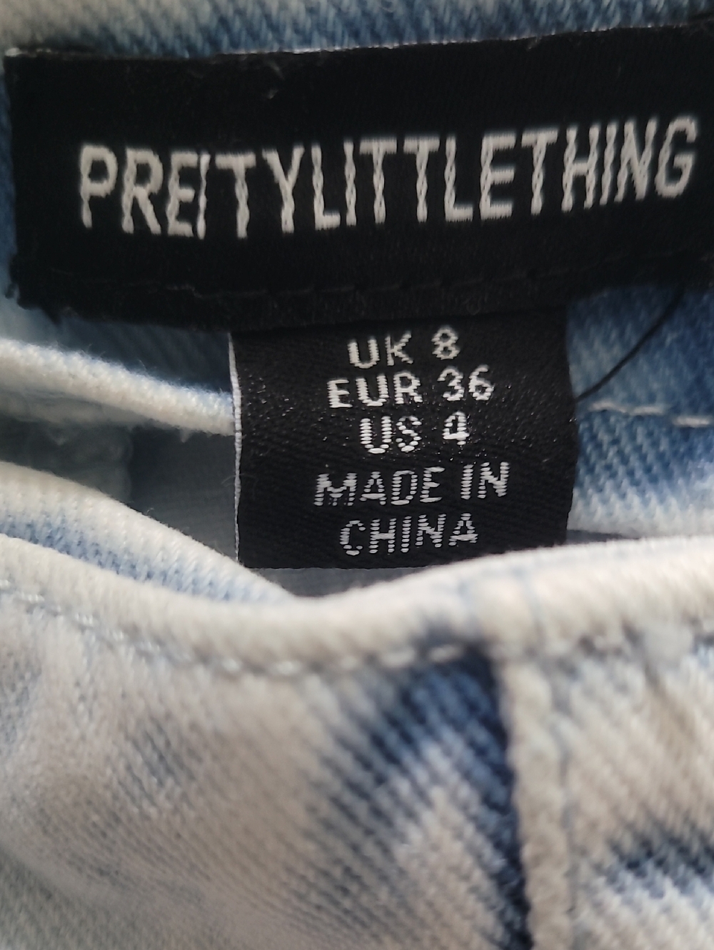 PRETTYLITTLETHING Light Blue Denim Jeans US 4